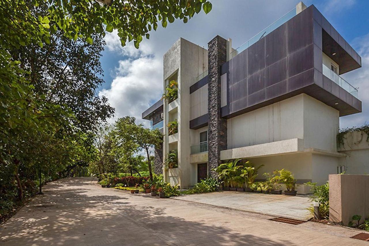 Villa Azul By Stayvista, Offering A Snooker Table, Terrace, Swimming Pool & A Spacious Lawn With A Charming Gazebo For A Perfect Getaway ロナバラ エクステリア 写真